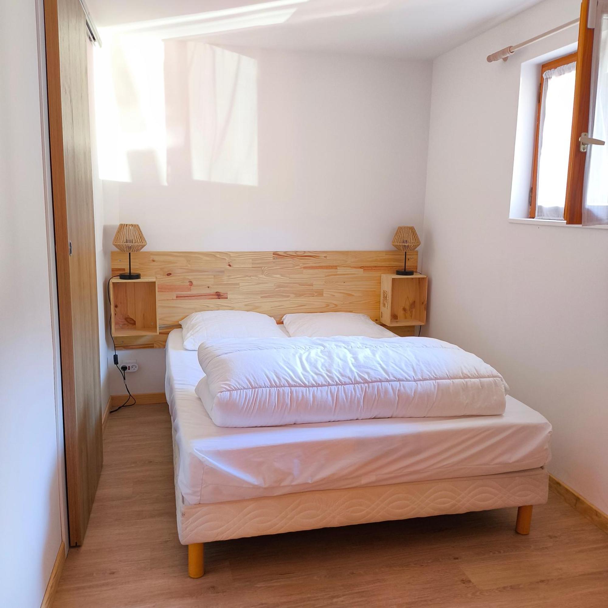 T2 Tout Confort Avec Balcon Au Calme Entre Lac Et Montagne Brizon Exterior photo